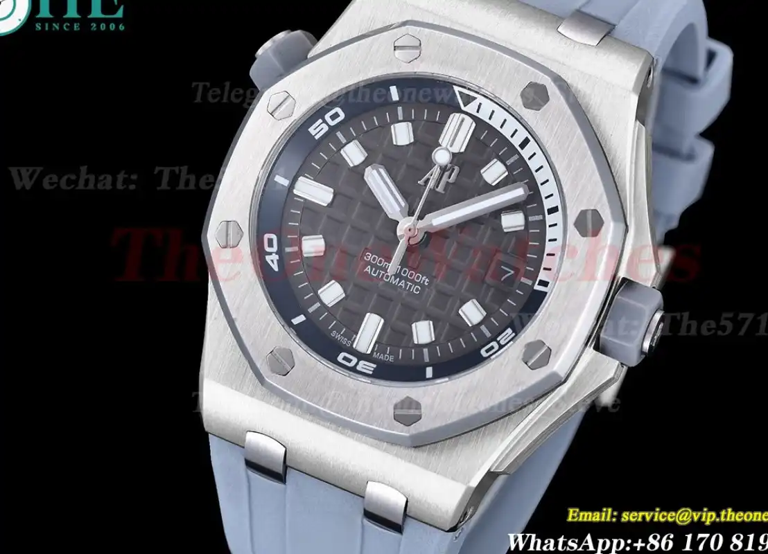 Royal Oak Offshore Diver 15720 42mm SS RU Grey Stk GDF MY8215