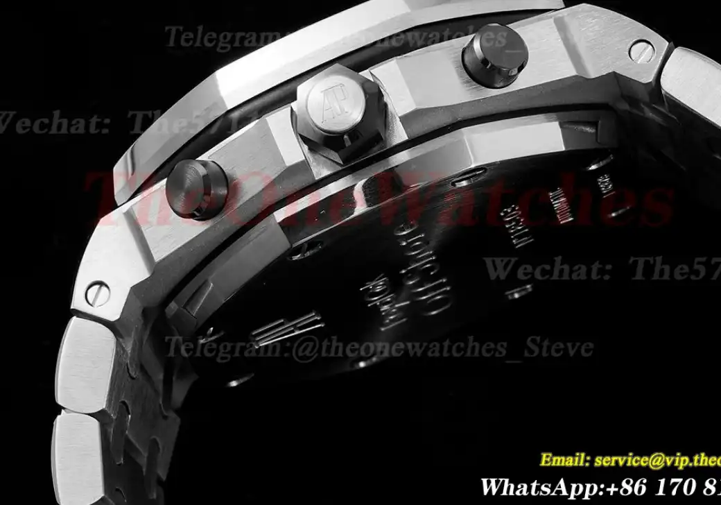 Royal Oak Offshore 42mm SS SS White Grey APF A7750