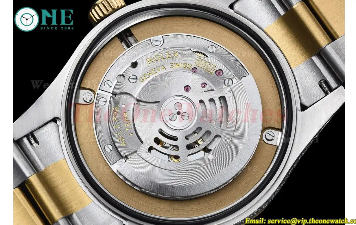 SkyDweller 42mm Diamond Oyster SS YG Gold Stk FNF A9001