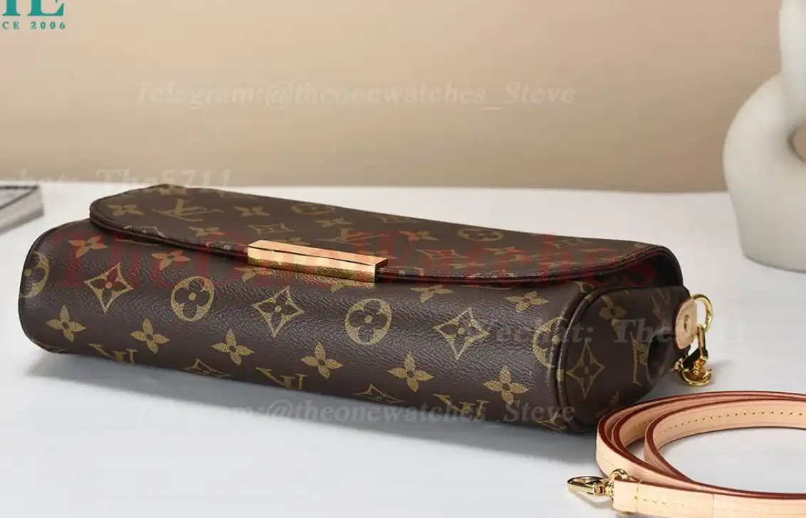 Louis Vuitton - Monogram Favorite MM Shoulder Bag M40718