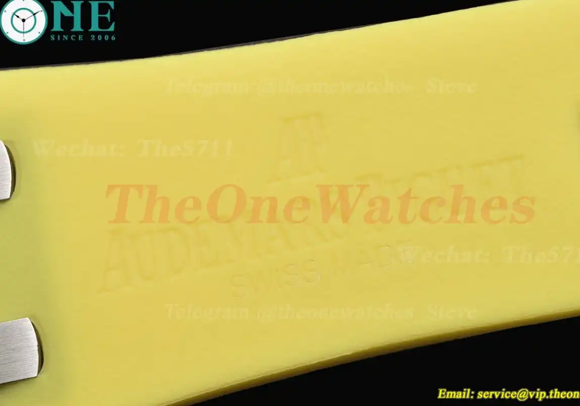 Royal Oak Offshore Diver 15710 42mm SS RU Yellow Stk GDF MY8215