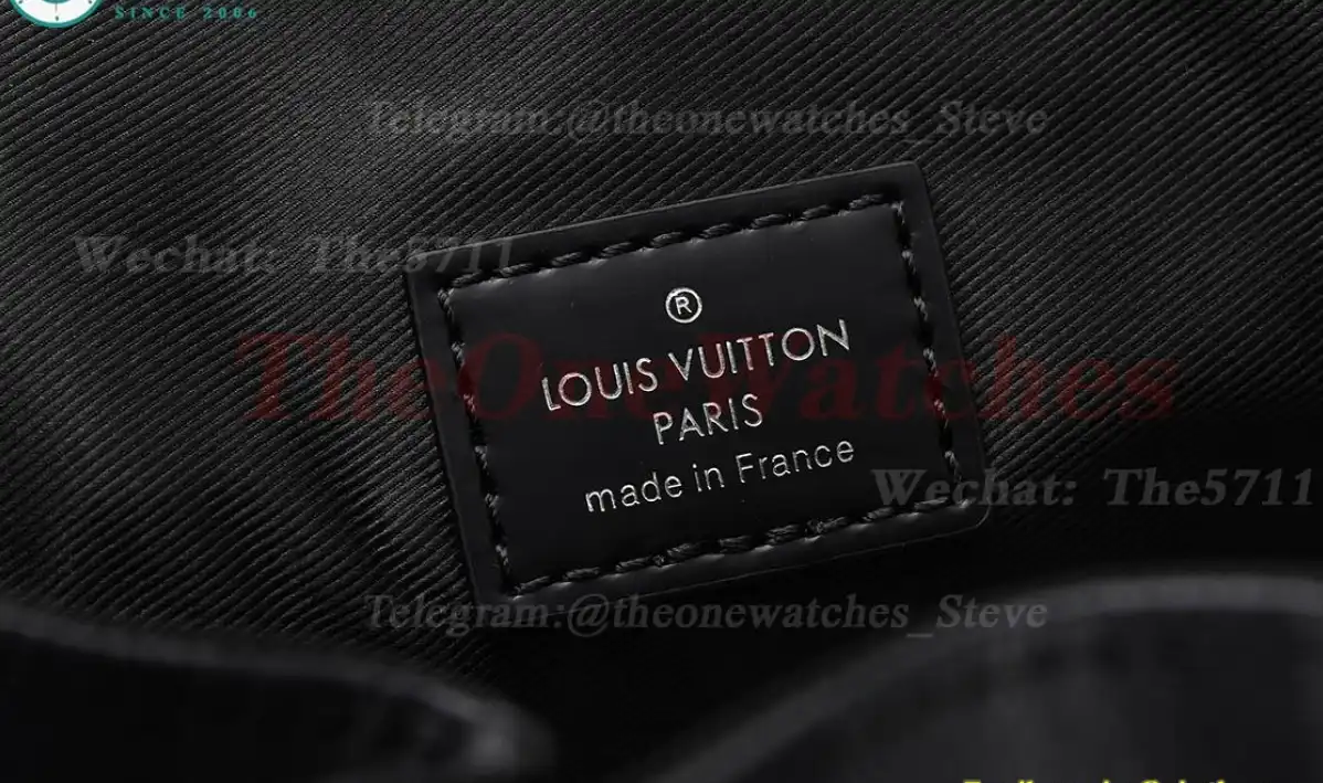 Louis Vuitton - Christopher MM N41379