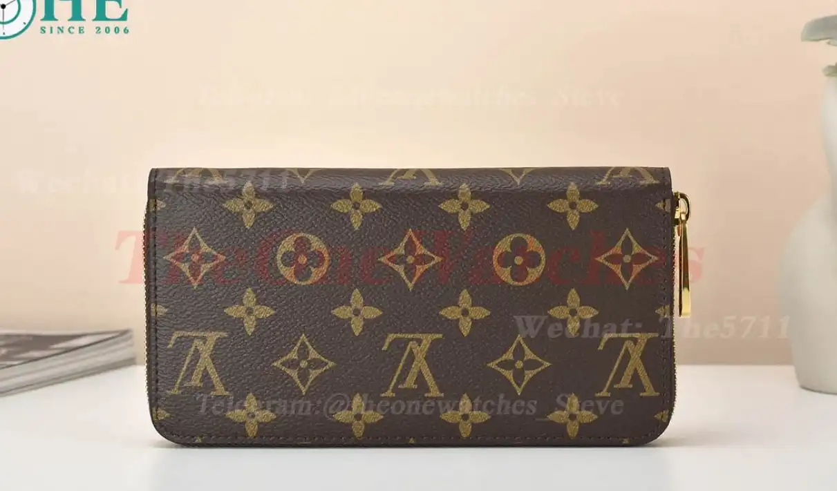 Louis Vuitton - Zippy Wallet M42616