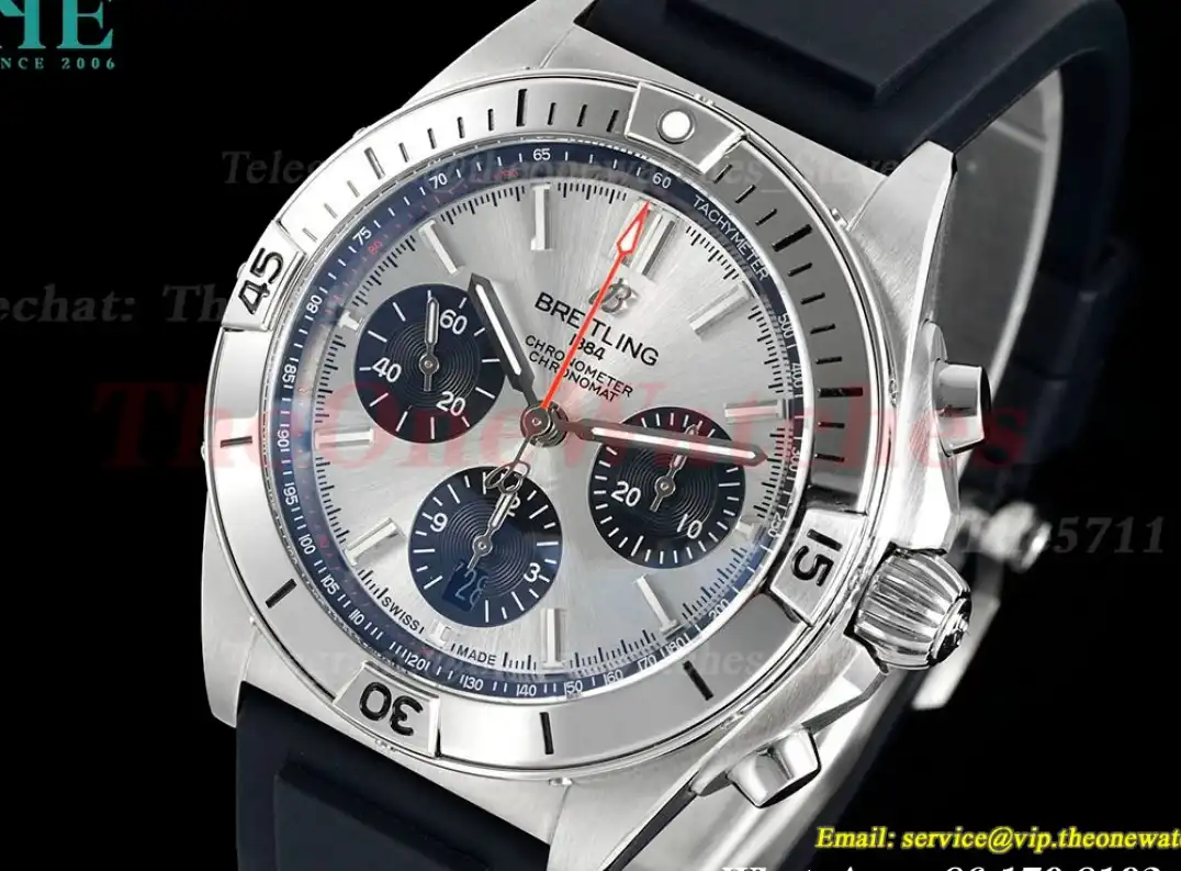 Chronomat B01 42MM SS RU Silver Blk TF A7750