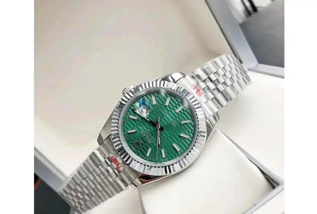 Datejust 126334 41mm Flt Jub YG SS Green Textured GDF MY8215