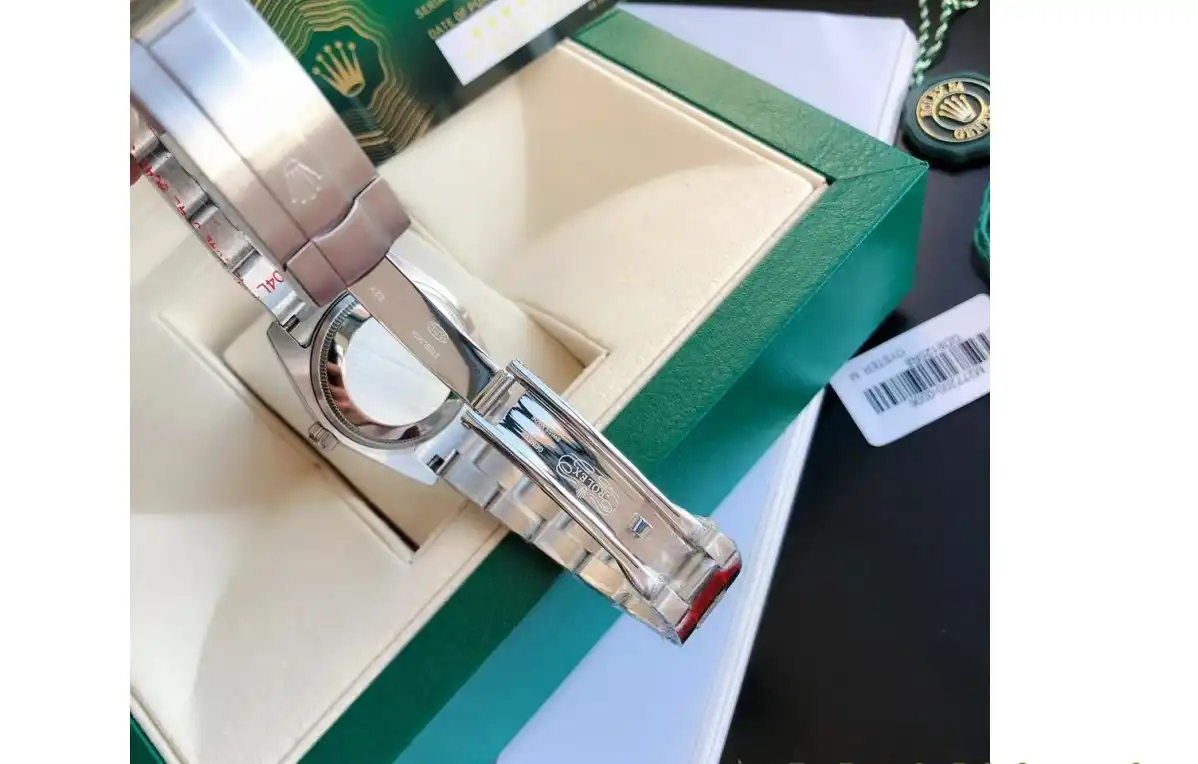 Oyster Perpetual 31 41mm SS SS Green Stk GDF MY8215