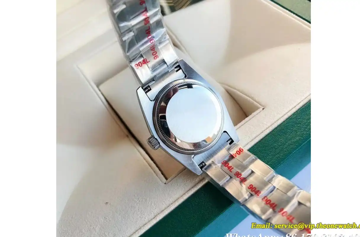 Oyster Perpetual 31 41mm SS SS Red Stk GDF MY8215