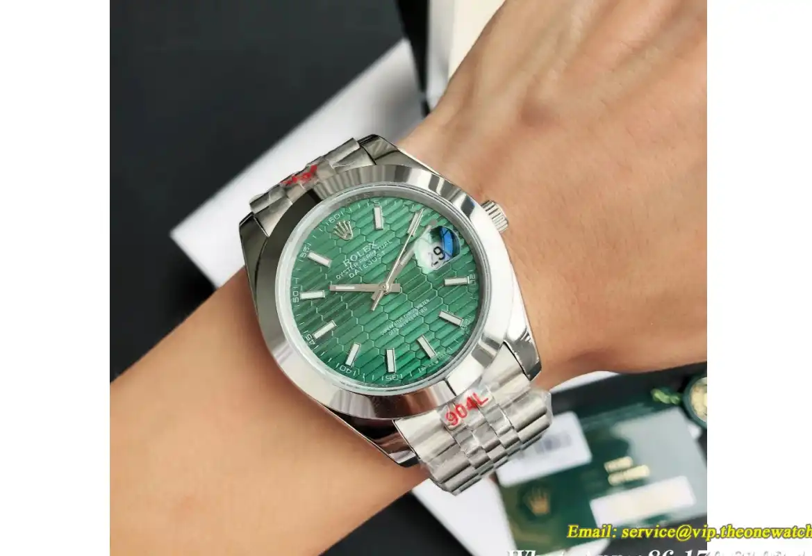 Datejust 126300 41mm Jub SS SS Green Textured Dial GDF MY8215