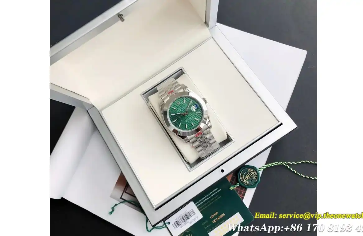 Datejust 126300 41mm Jub SS SS Green Textured Dial GDF MY8215