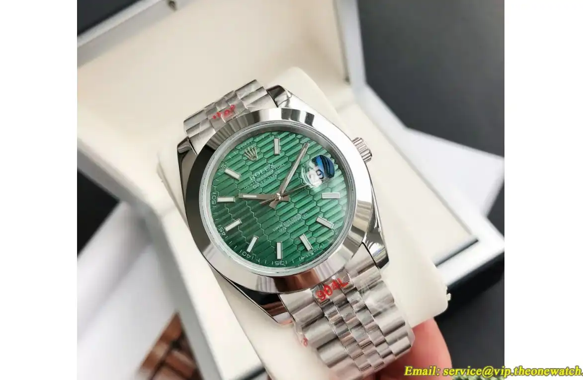 Datejust 126300 41mm Jub SS SS Green Textured Dial GDF MY8215