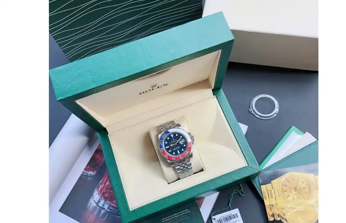 GMT Master II 40mm Cer Jub SS SS Red Blue Blue Dial GDF MY8215