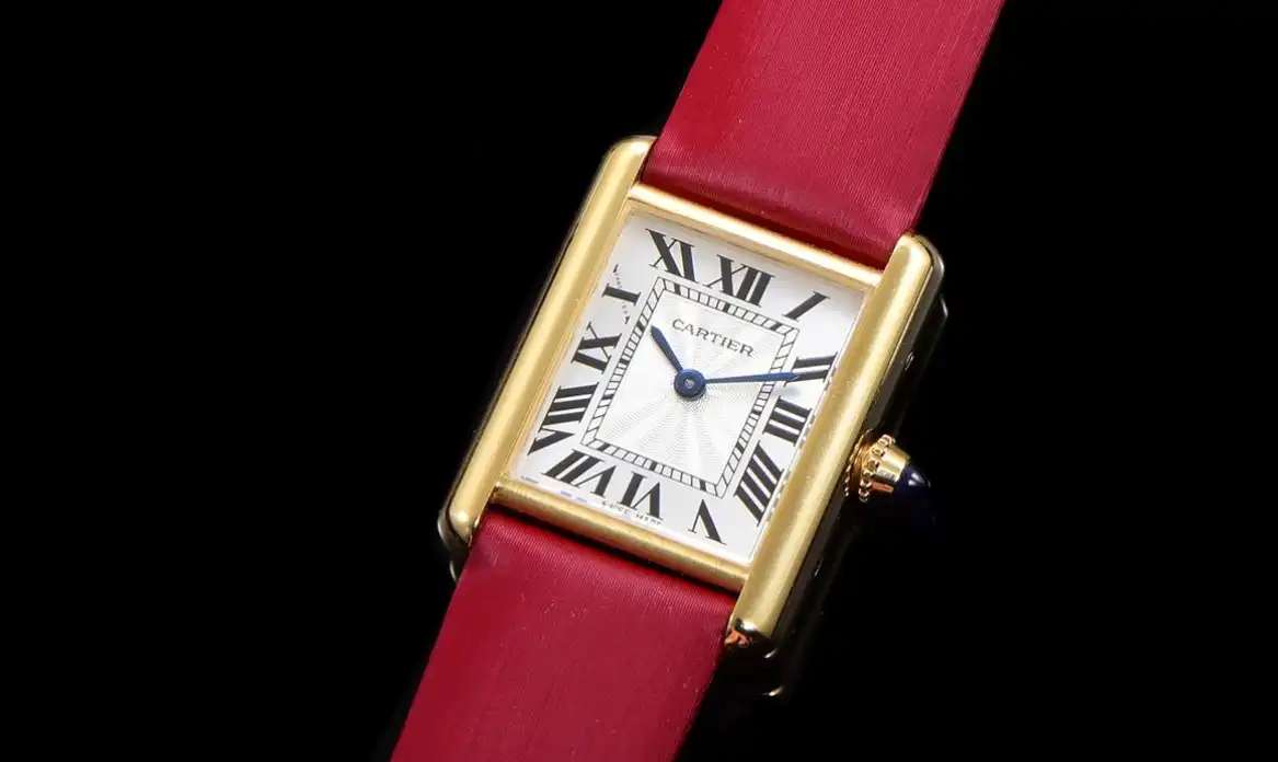 Cartier - Tank Louis 22mm Red YG SA White Dial F1F Quartz