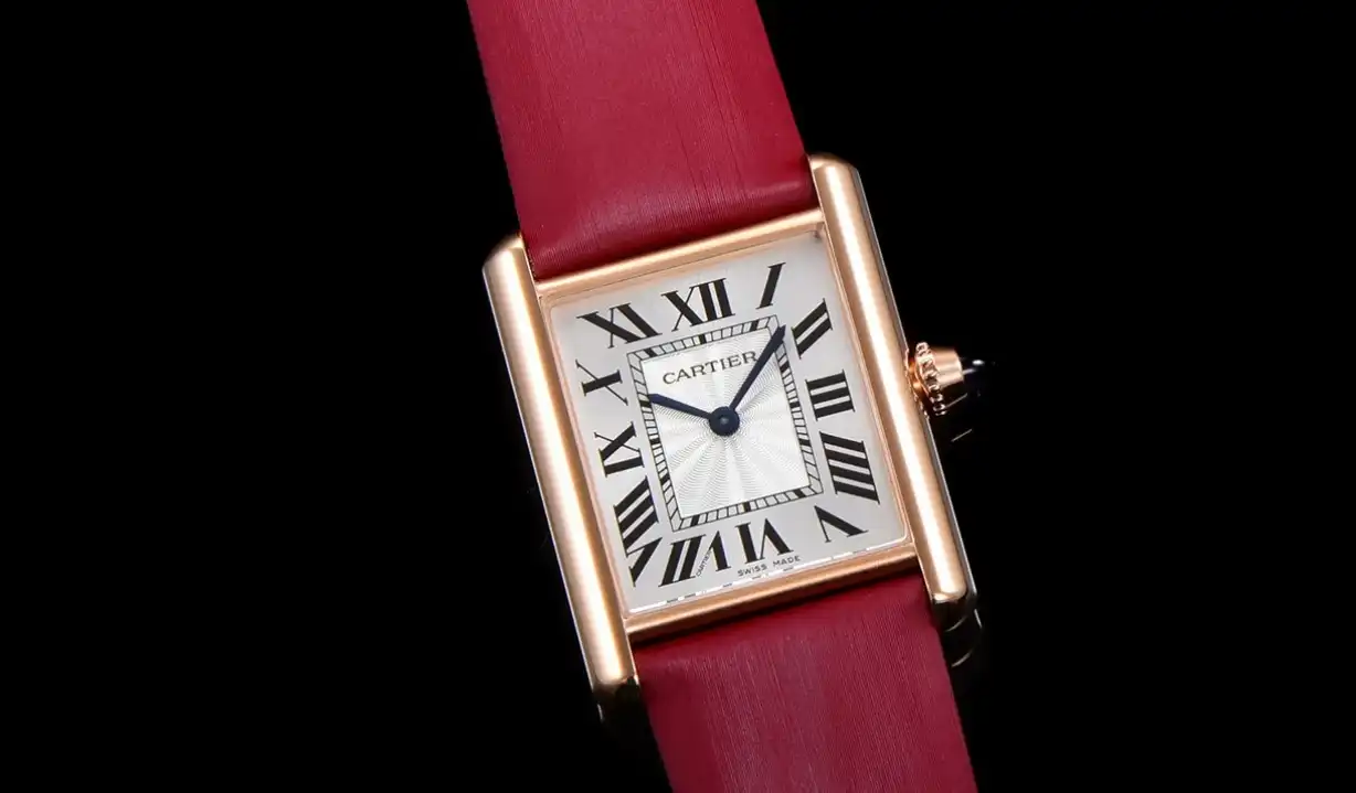 Cartier - Tank Louis 25.5mm Red RG SA White Dial F1F Quartz