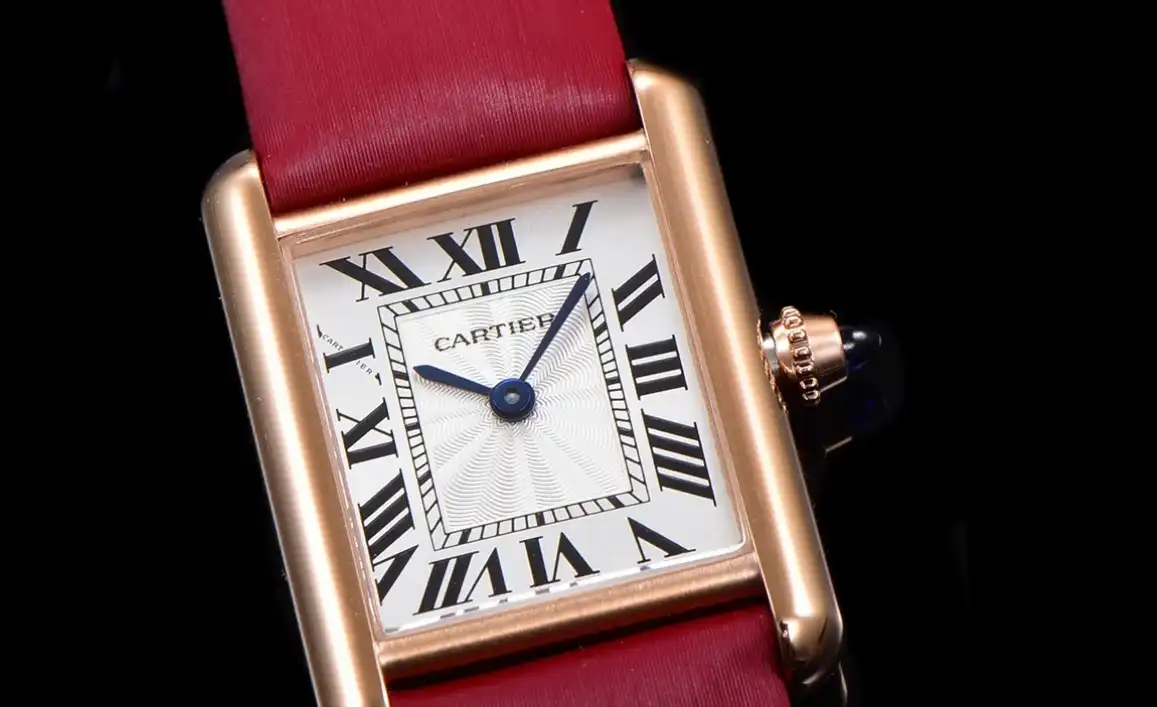 Cartier - Tank Louis 22mm Red RG SA White Dial F1F Quartz