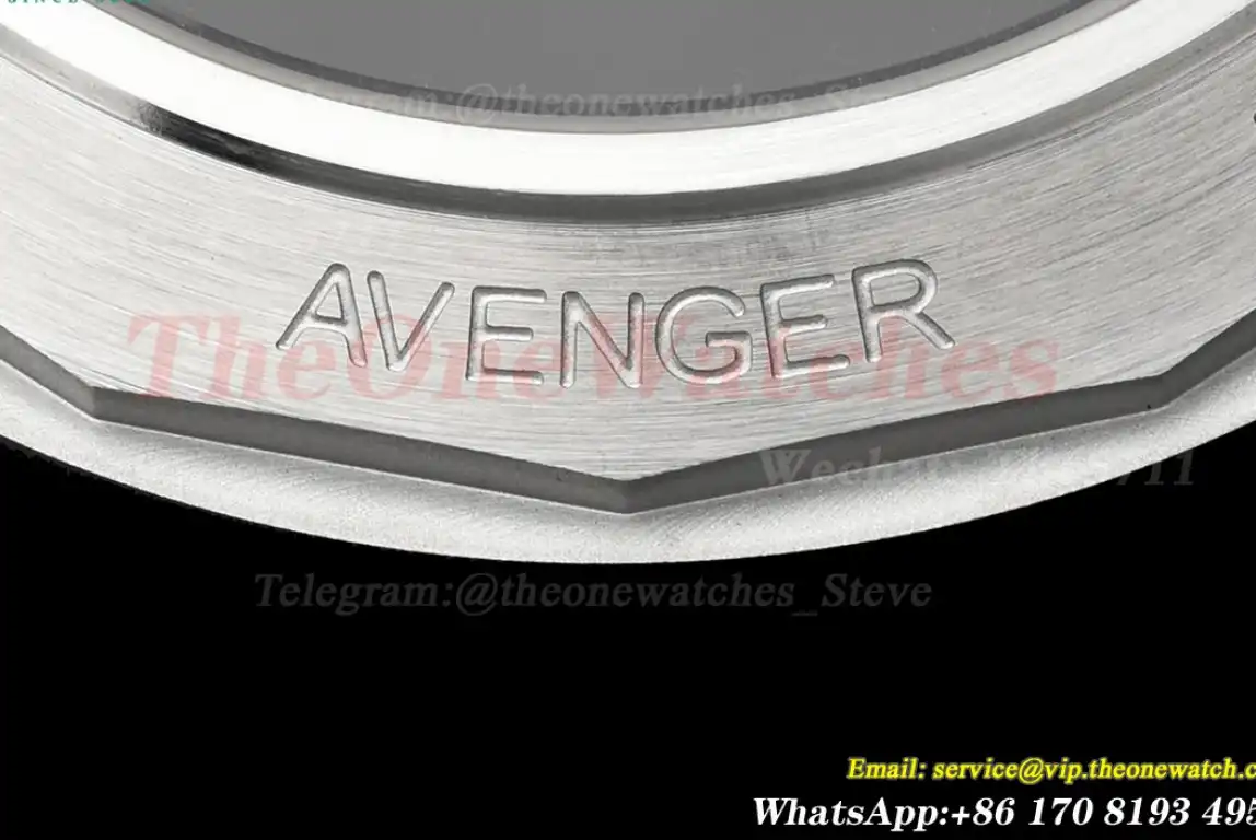 Avenger B01 Chrono 44mm SS SS Beige Dial BLSF Cal.01