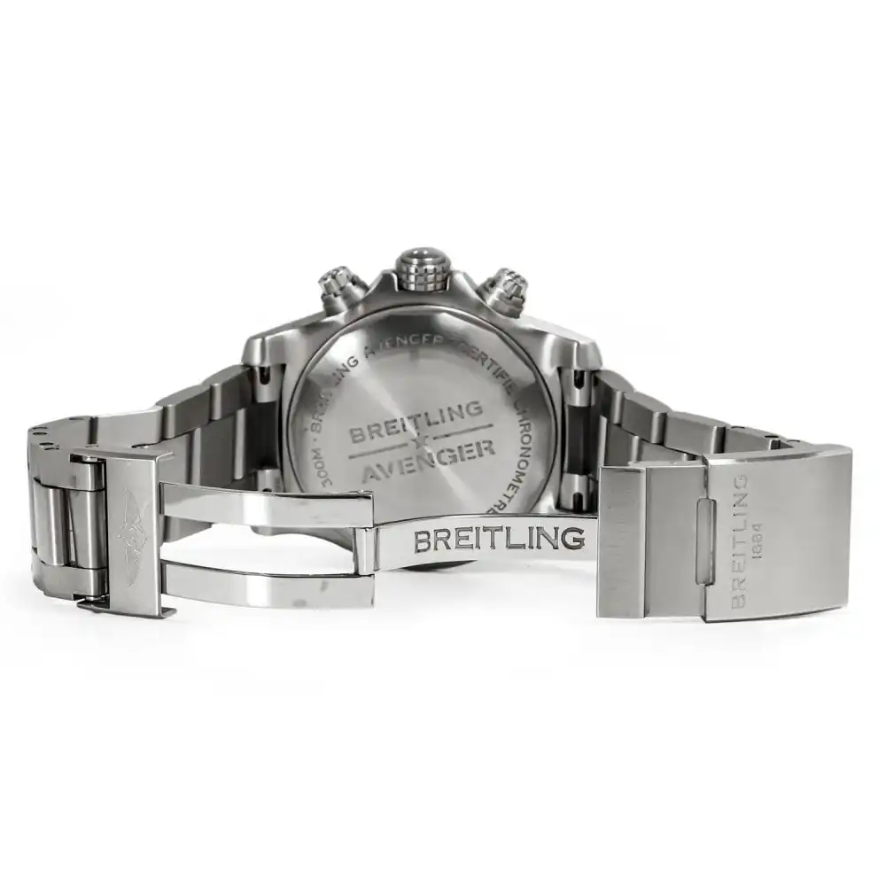 Breitling Chronograph Avenger A13385