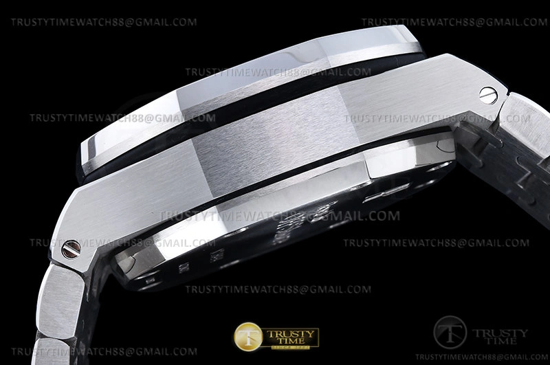 AP ROO Chronograph SS SS Wht Silv Num APF 7750 Mod