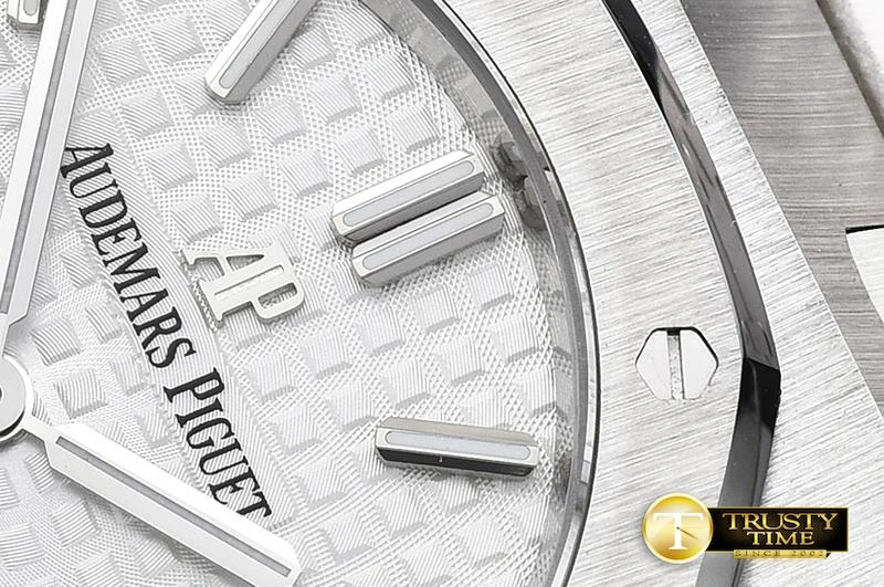 AP0393A – Royal Oak