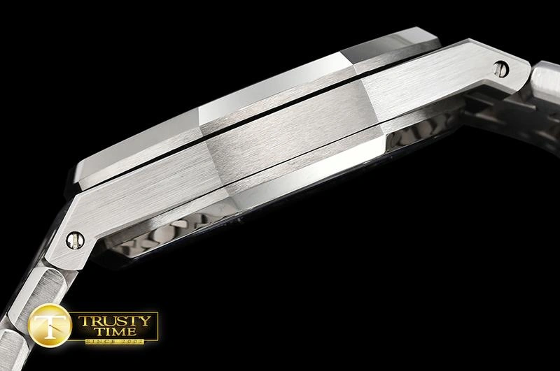 AP0420C – Royal Oak 15300