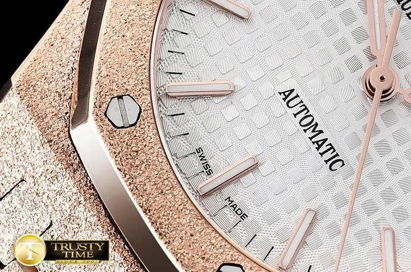 AP0513D – AP Royal Oak 37mm