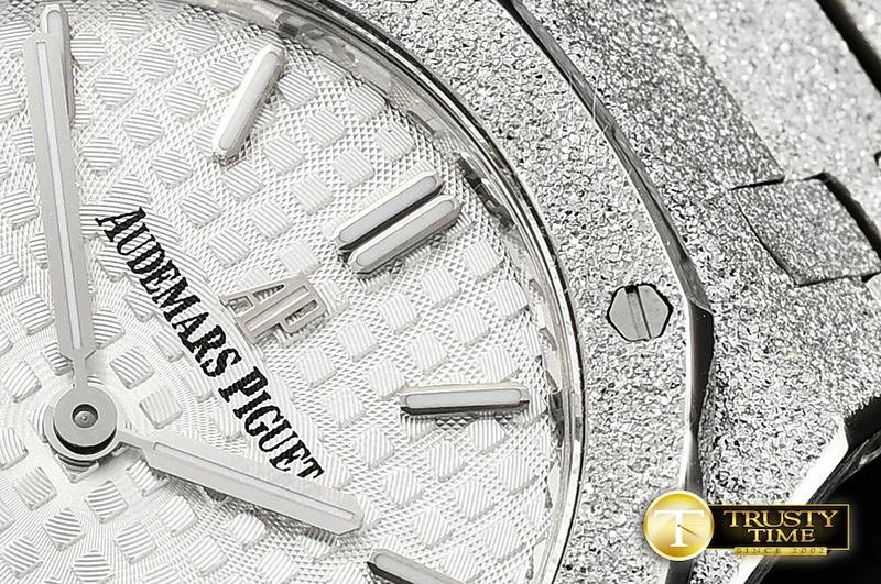 Rep AP0530C – AP Royal Oak 33mm