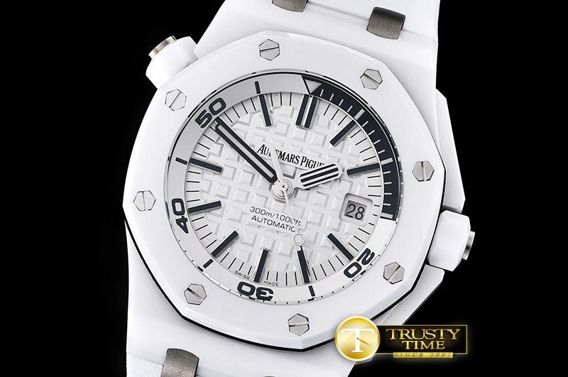 AP0546 – Royal Oak Diver