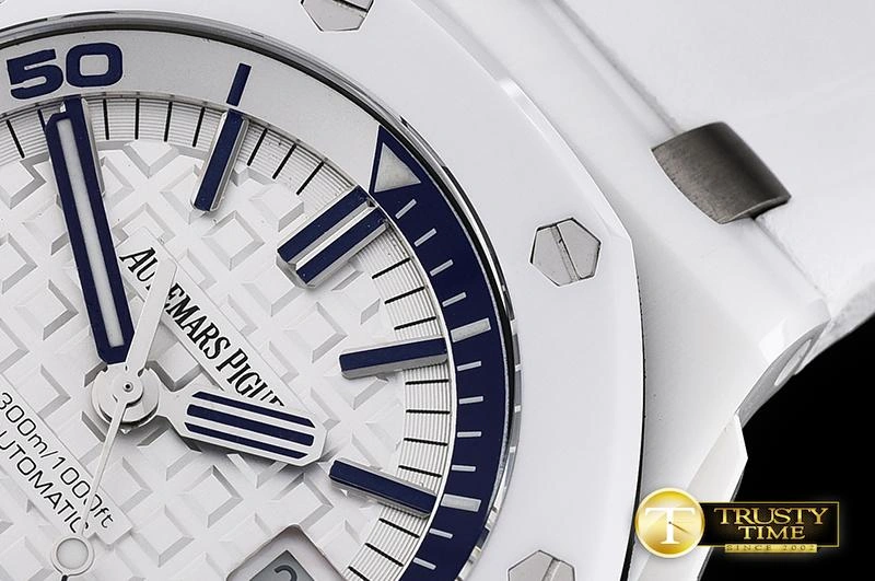 AP0546 – Royal Oak Diver