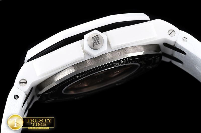 AP0546 – Royal Oak Diver