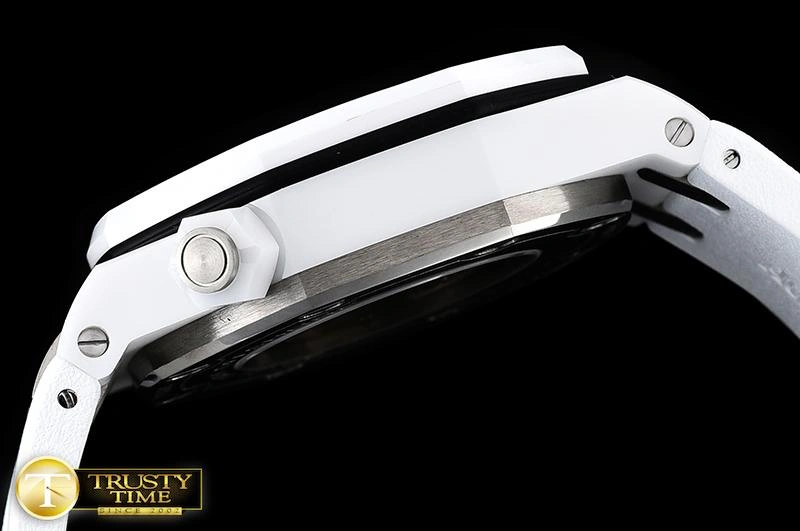 AP0546 – Royal Oak Diver