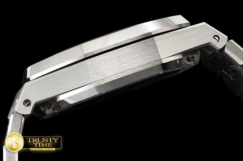 AP0549B – Royal Oak Tourbillon