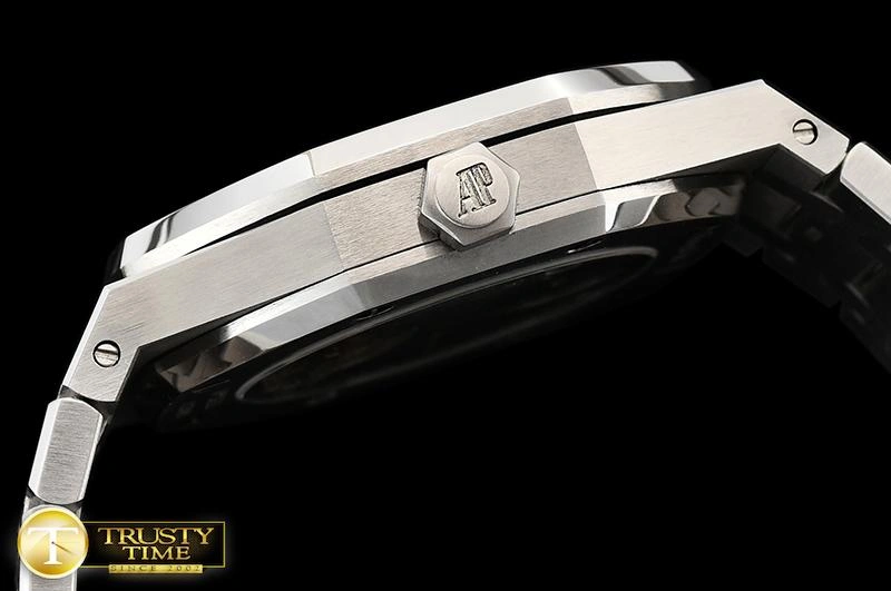 AP0562 – Royal Oak