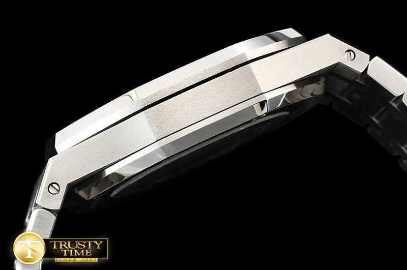 AP0562 – Royal Oak