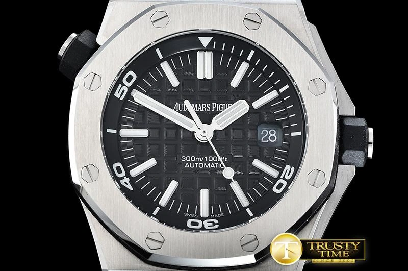 AP0566 – Royal Oak Offshore Diver