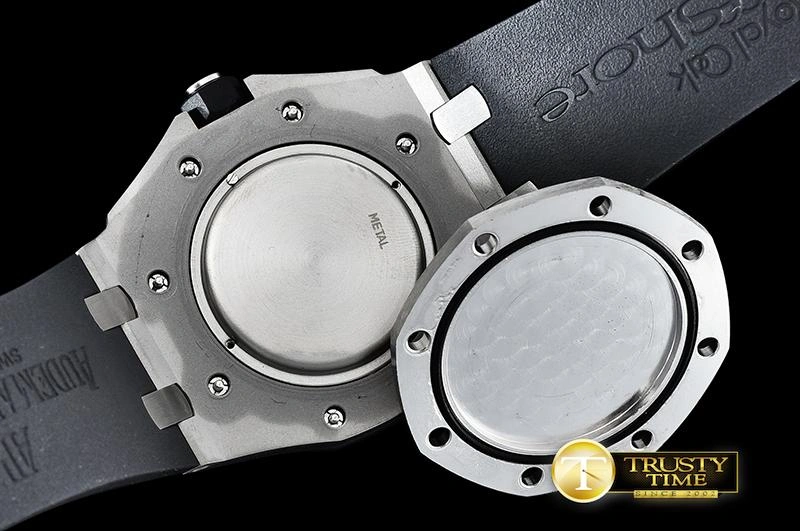 AP0566 – Royal Oak Offshore Diver