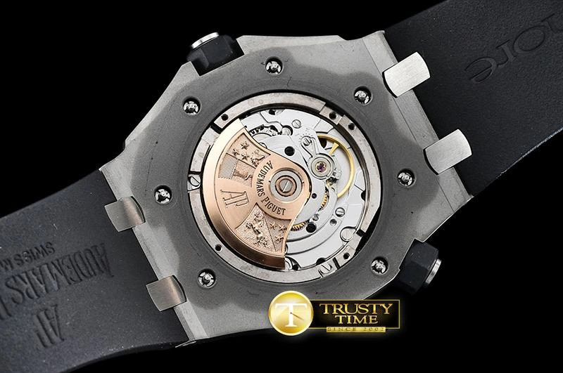 AP0566 – Royal Oak Offshore Diver