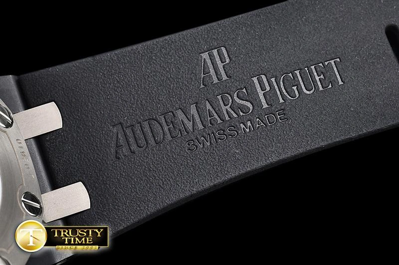 AP0572 -Royal Oak Diver