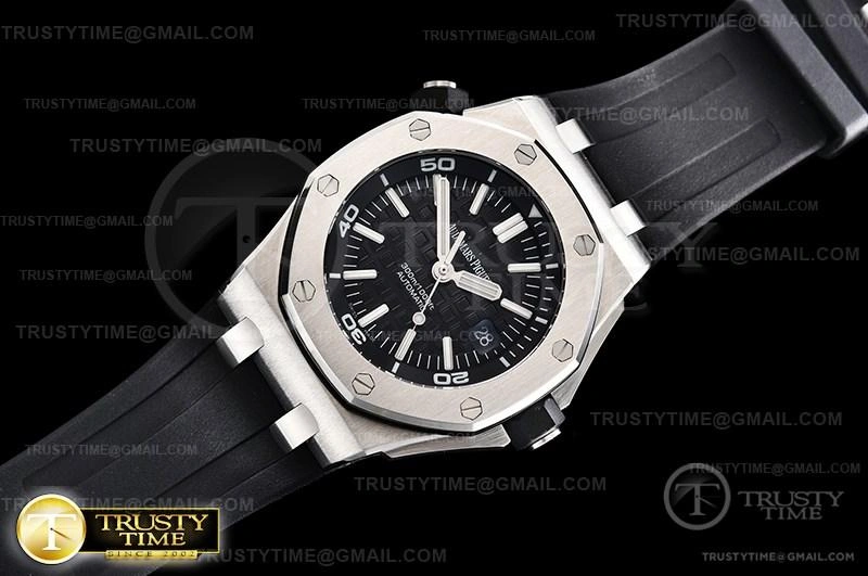 AP0592 – Royal Oak Offshore Diver