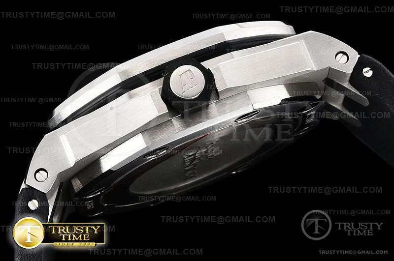 AP0592 – Royal Oak Offshore Diver