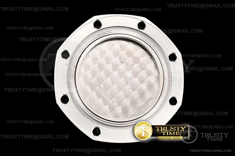 AP0592 – Royal Oak Offshore Diver