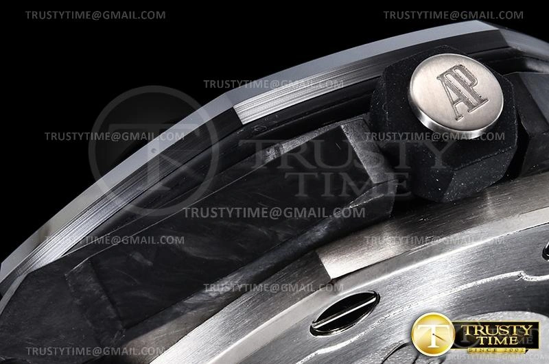 AP0610 – Royal Oak Diver