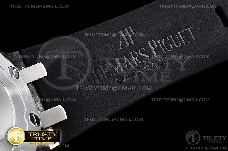 AP0610 – Royal Oak Diver