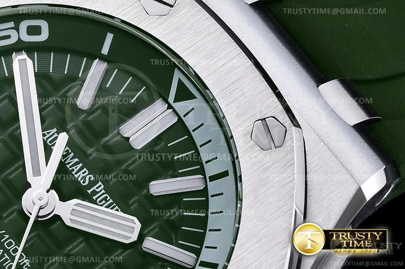 MiroTime AP0612 – Royal Oak Diver