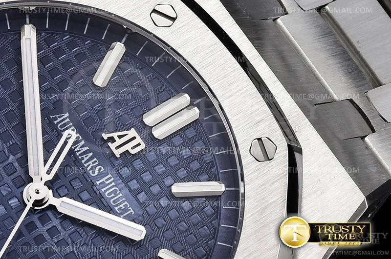 AP0620B – Royal Oak 41mm