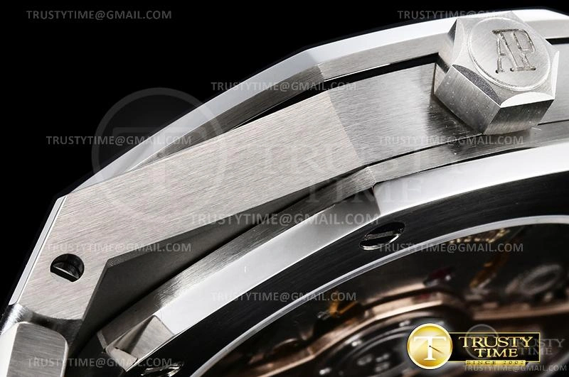 AP0620B – Royal Oak 41mm