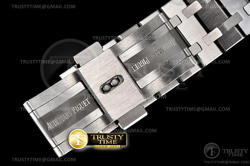 AP0620B – Royal Oak 41mm