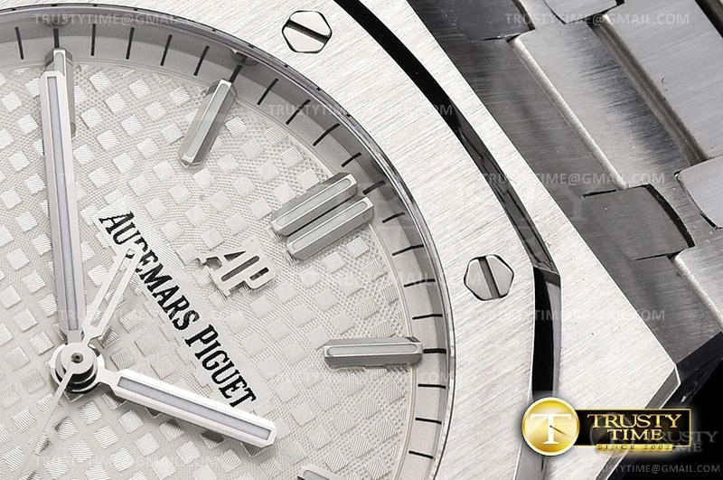 Rep AP0620D – Royal Oak 41mm