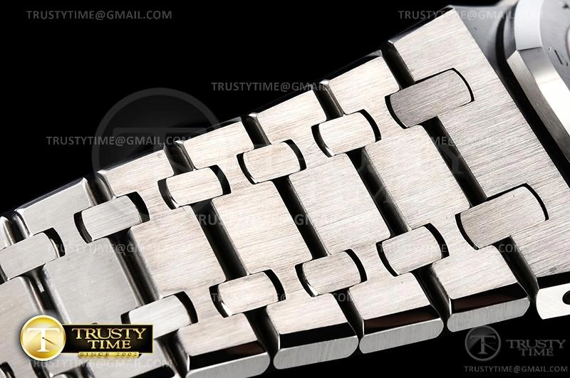 Rep AP0620D – Royal Oak 41mm