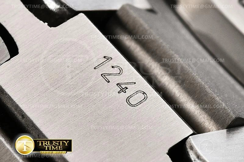 AP0625 -Royal Oak Jumbo