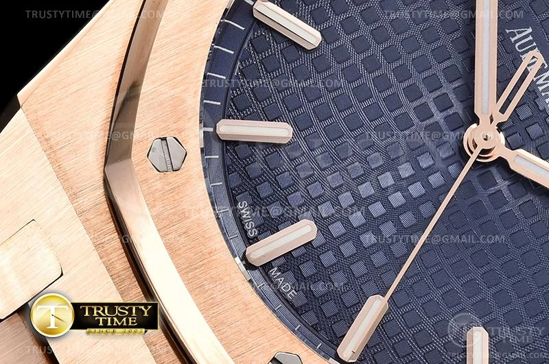 AP0628B – Royal Oak 41mm