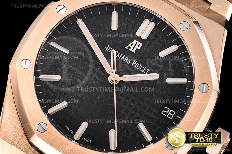 AP0628C – Royal Oak 41mm